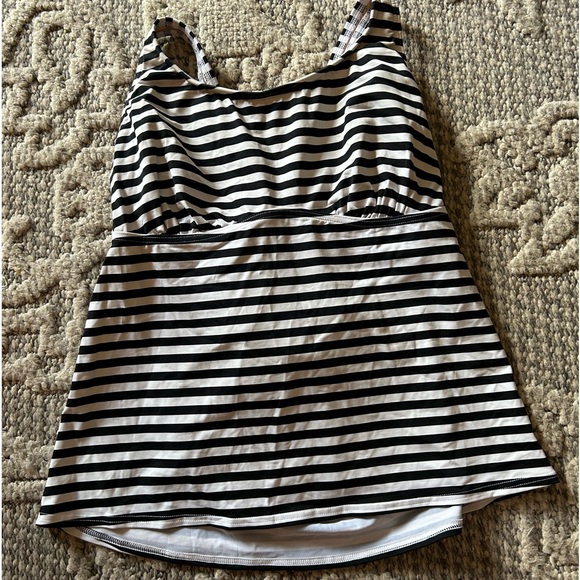 Lands' End Other - Lands End Swim Top